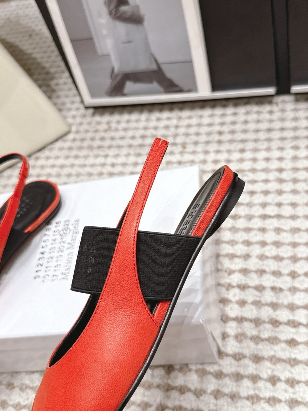 Maison Martin Margiela Red Leather Open-Toe Slingback Mules - Picture 7 of 9